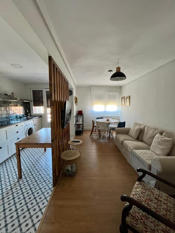 Apartment For 4 In Lejona Casa Natalia No Elevator מראה חיצוני תמונה